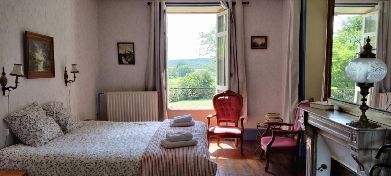 Domaine Du Castellare Bed & Breakfast Le Chalard Ngoại thất bức ảnh